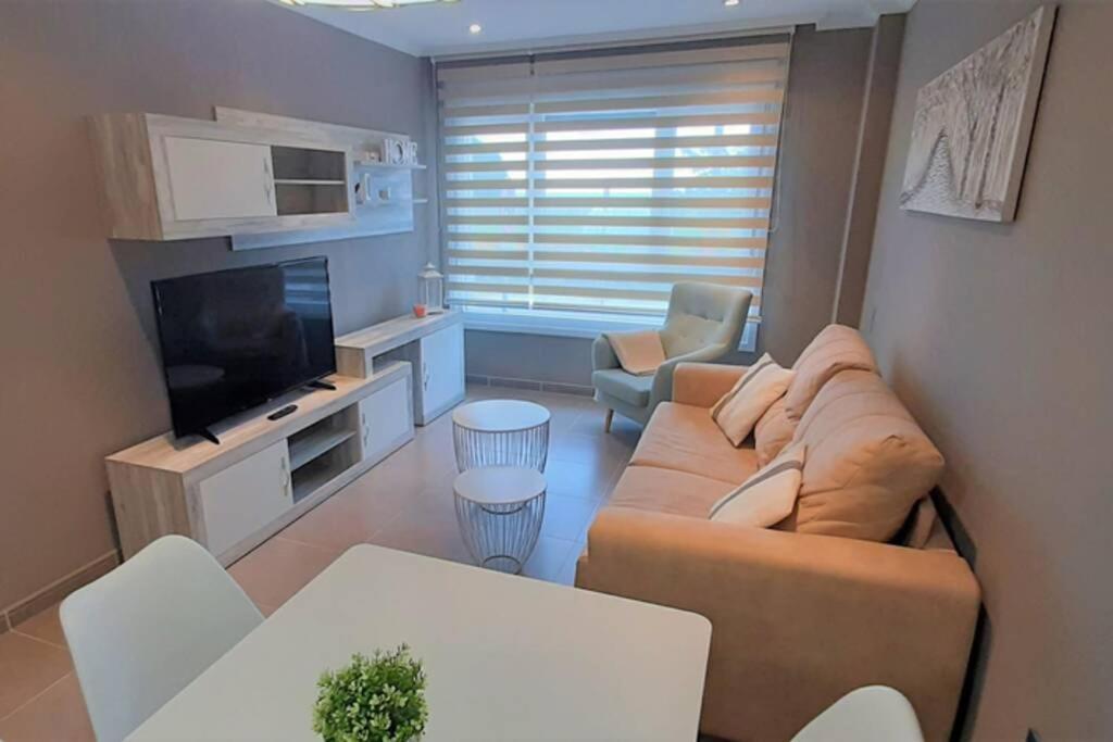 Apartamento Playa Foz Con Piscina Y Parking 010アパートメント エクステリア 写真