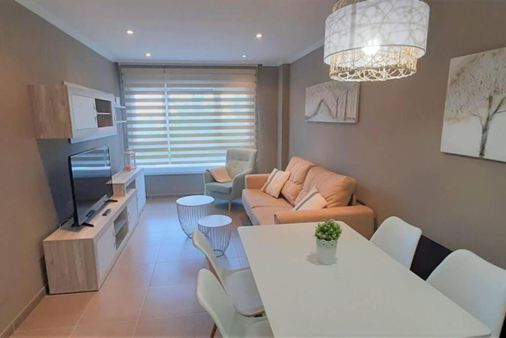 Apartamento Playa Foz Con Piscina Y Parking 010アパートメント エクステリア 写真