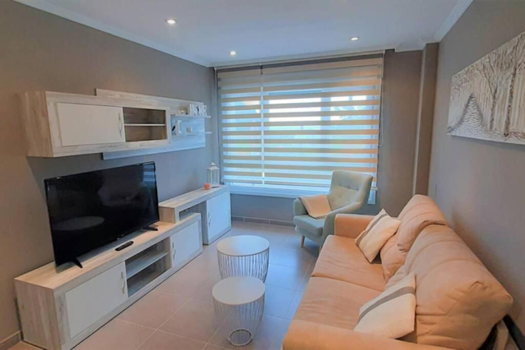 Apartamento Playa Foz Con Piscina Y Parking 010アパートメント エクステリア 写真